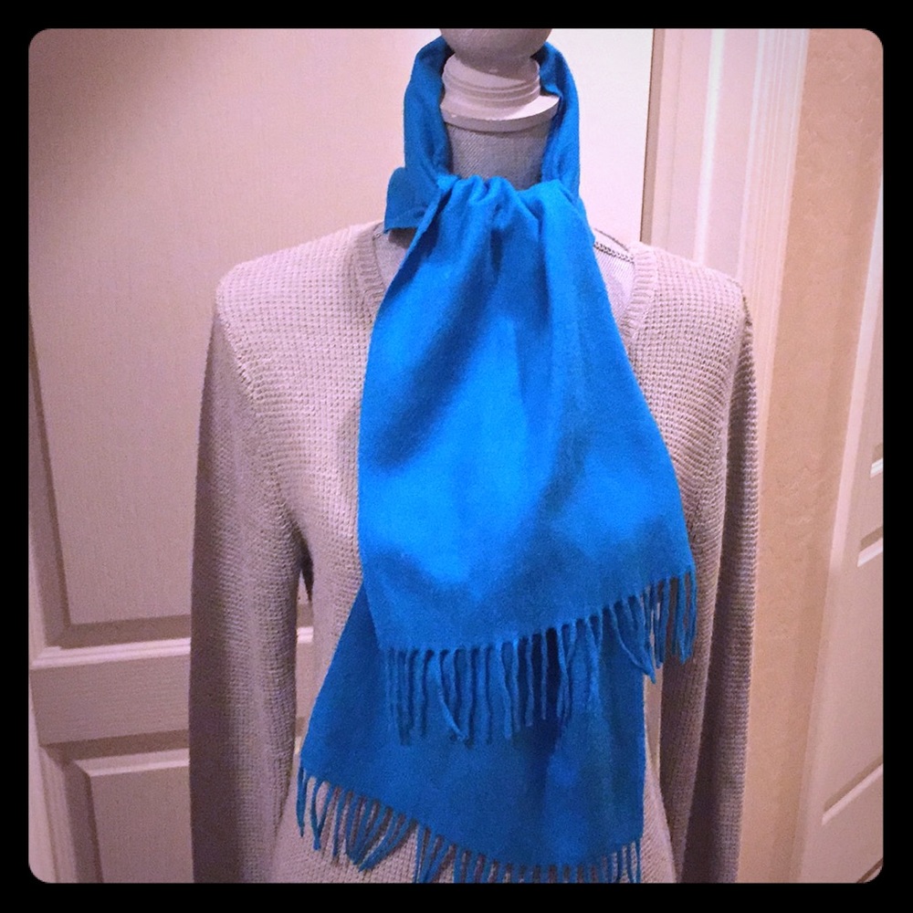 Vintage Blue Scarf - Picture 2 of 7